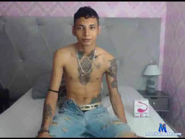 NathanielsAre bongacams performer male