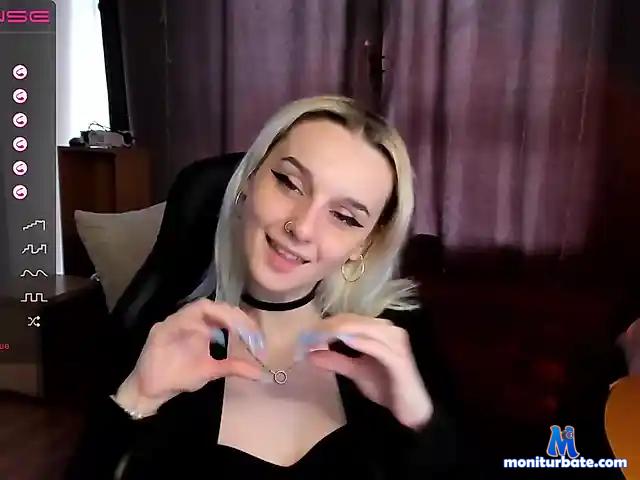 Angel-Runa bongacams performer female
