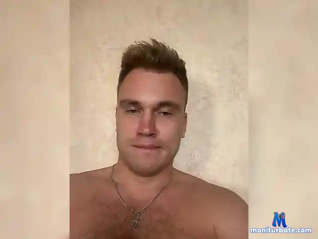 AlexHockeyRUS bongacams performer male