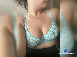 HoTTBADD bongacams live cam performer profile