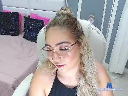 MaaryAnn bongacams live cam performer profile