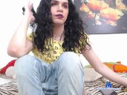 MollyBruce bongacams live cam performer profile