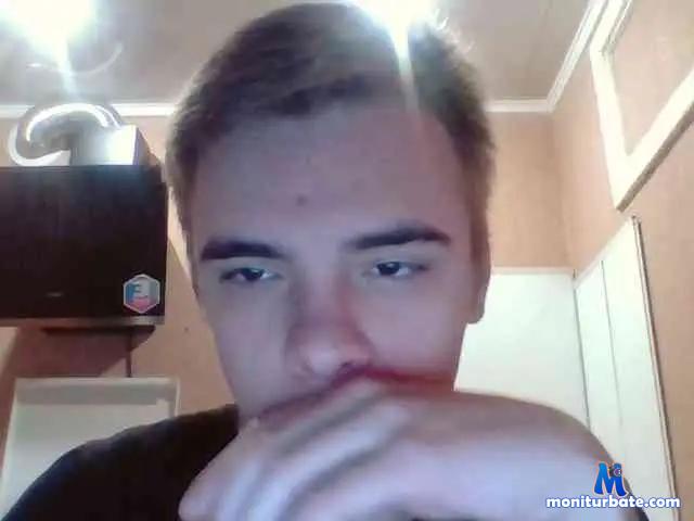 whiteloafer bongacams performer male