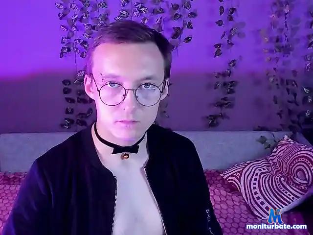 TonyFountain1 bongacams performer male