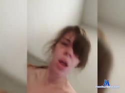 famous112233 bongacams live cam performer profile