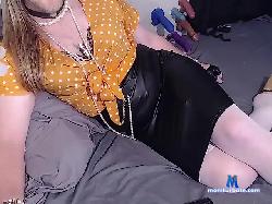 -in3rt- bongacams live cam performer profile