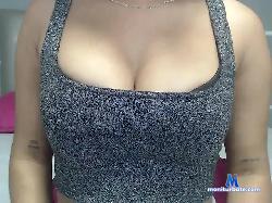 CuurlyAngel bongacams live cam performer profile