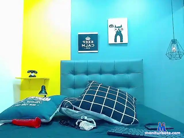 tanshavey bongacams performer male