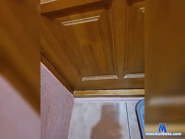 miha802 bongacams performer male