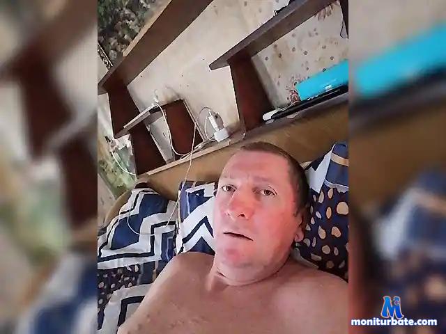 IGOR1062 bongacams performer male