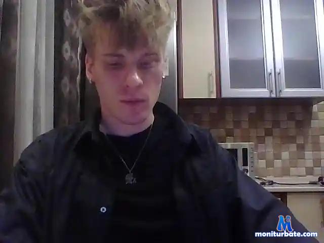 SameRobin bongacams performer male