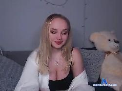MercedesSkye bongacams live cam performer profile