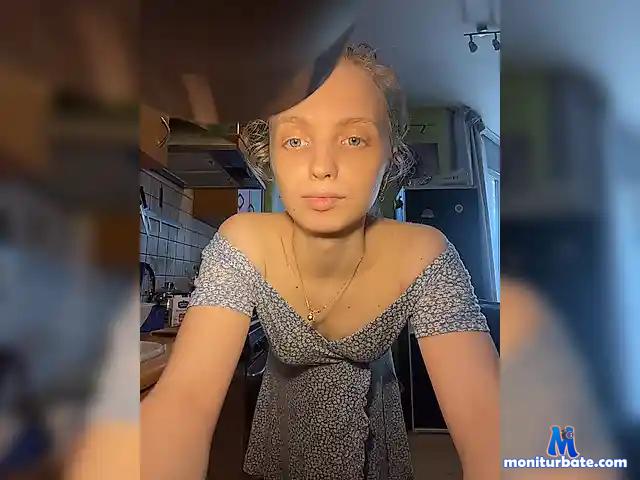 DaddysLily bongacams performer female