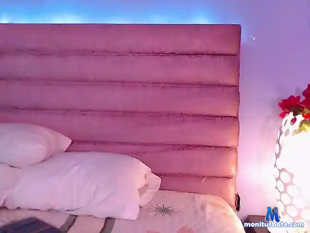 TrianaSaenz bongacams performer female