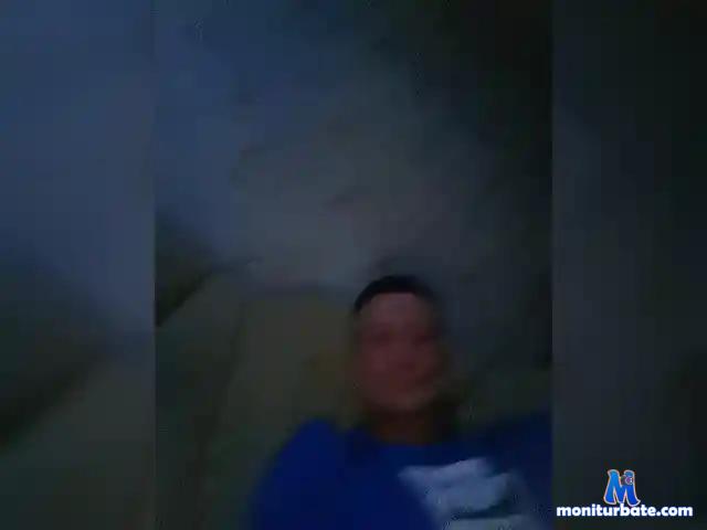 Giftig1994 bongacams performer male