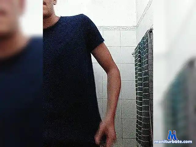 Mixalisn999 bongacams performer male