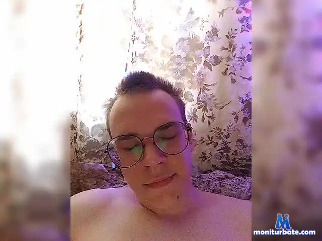 MERALAI bongacams performer male