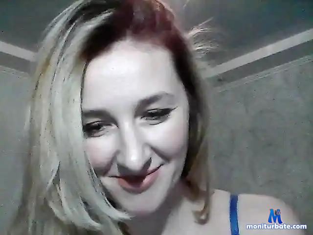 Owenmebb bongacams performer female