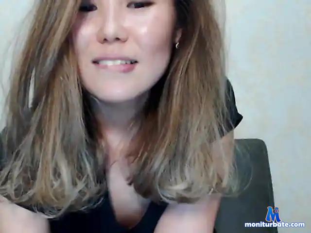 Manyu44 bongacams performer female