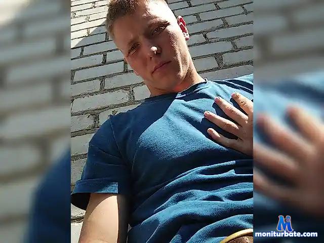 Xui10a bongacams performer male