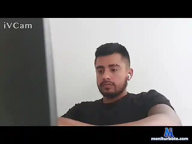 Estebanh bongacams performer male