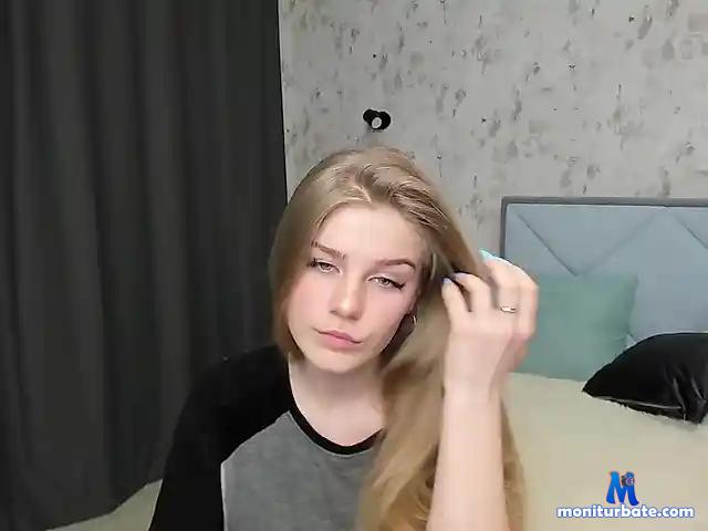 Barbie-fox999 bongacams performer female
