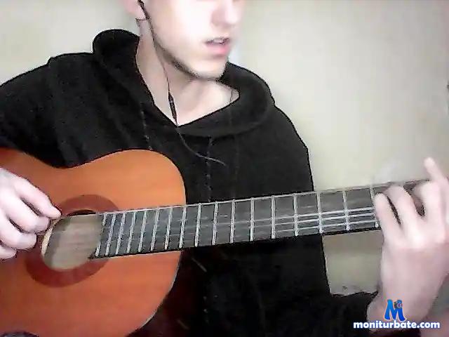 DouglasXAh bongacams performer male