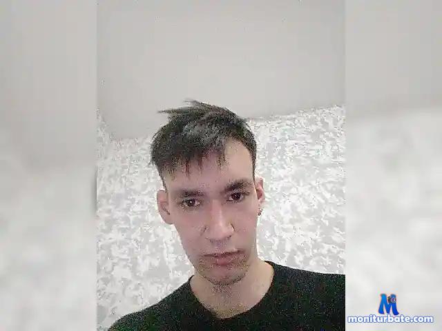 TvoicrashXOXO bongacams performer male