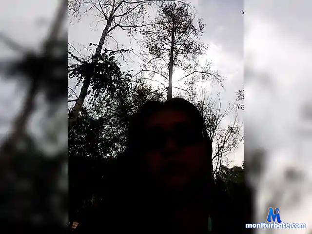 CarolynKing bongacams performer female
