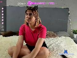 dyoriney bongacams live cam performer profile