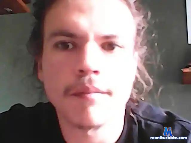 ChaosHeart bongacams performer male