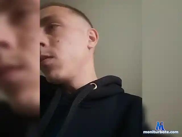 -OGGG51- bongacams performer male