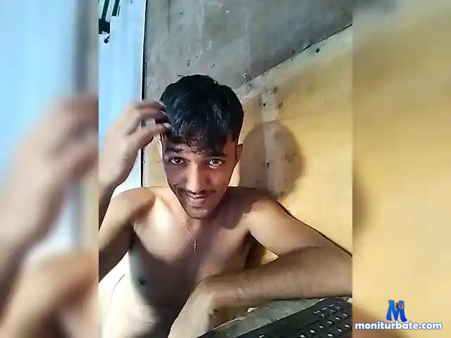 Rowelcams bongacams performer male
