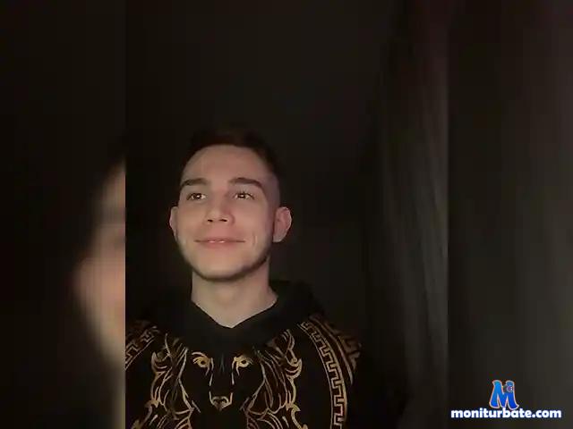 Stiww bongacams performer male