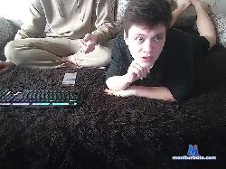 ToshDen bongacams live cam performer profile