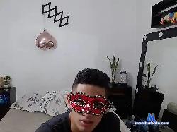 isaac-222 bongacams live cam performer profile