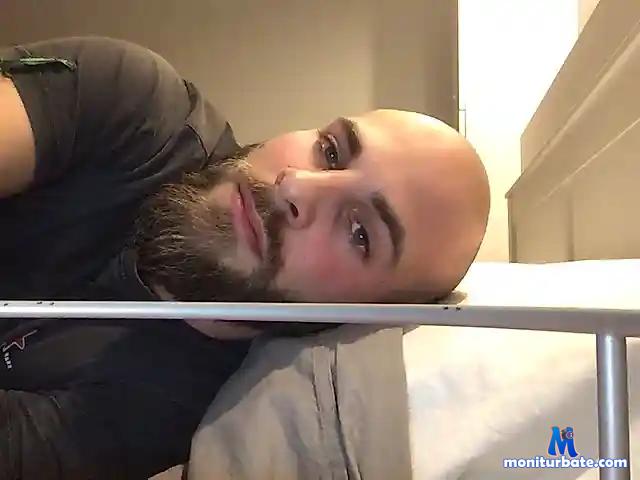 Teo4u bongacams performer male