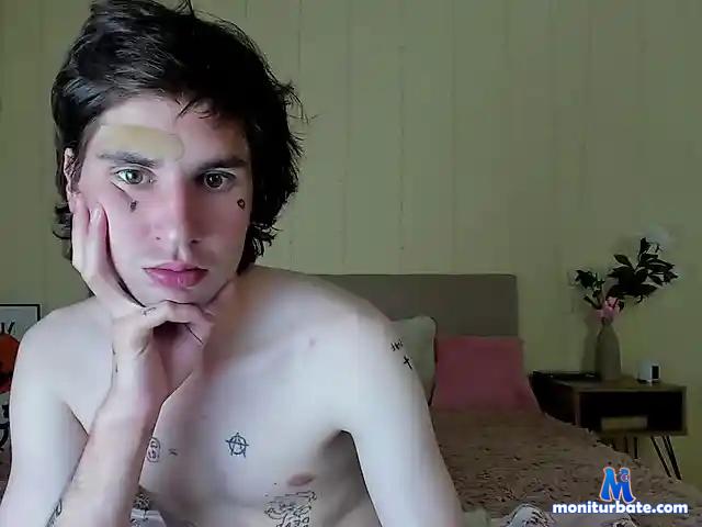 AlbertJiggler1 bongacams performer male