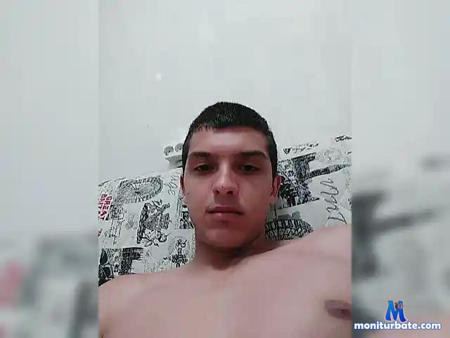 AurisEric bongacams performer male