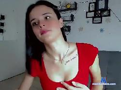small-alicia bongacams live cam performer profile