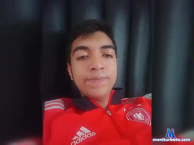 Dani-young bongacams performer male