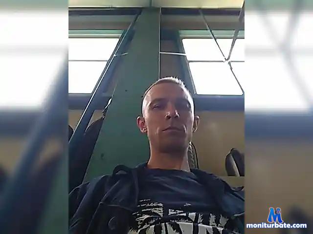 Jesse24041 bongacams performer male