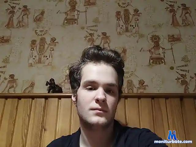 EyarsQFlow bongacams performer male