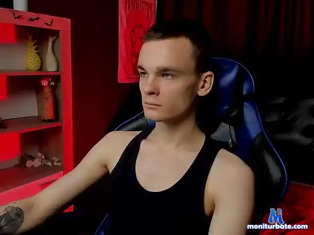 apple-tea bongacams performer male