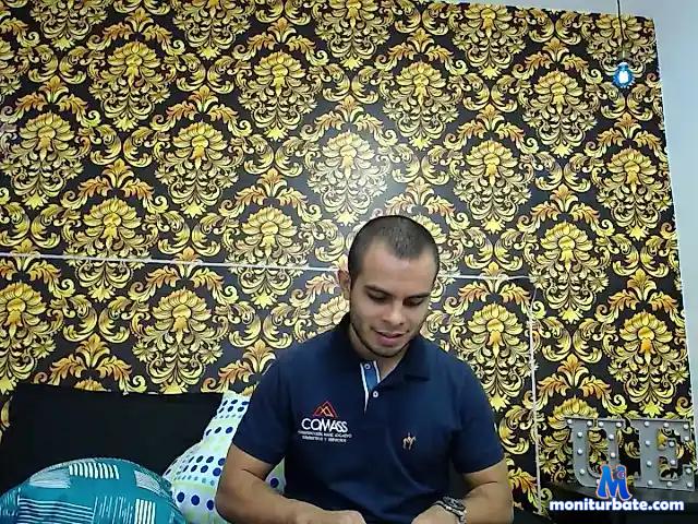 mnovoa bongacams performer male
