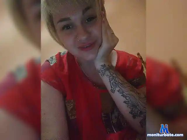 Manikyursha23 bongacams performer female