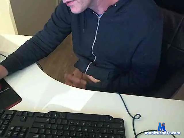 anthony1982 bongacams performer male