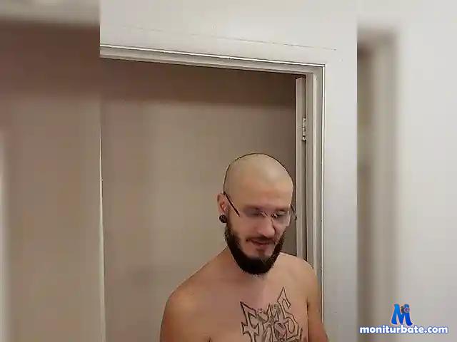 Slappyhappy42 bongacams performer male