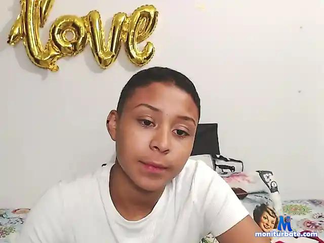 tinnylatin bongacams performer female