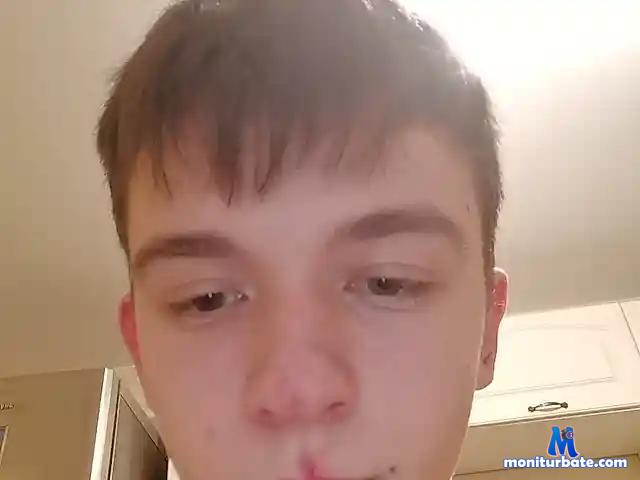 Robin7er bongacams performer male